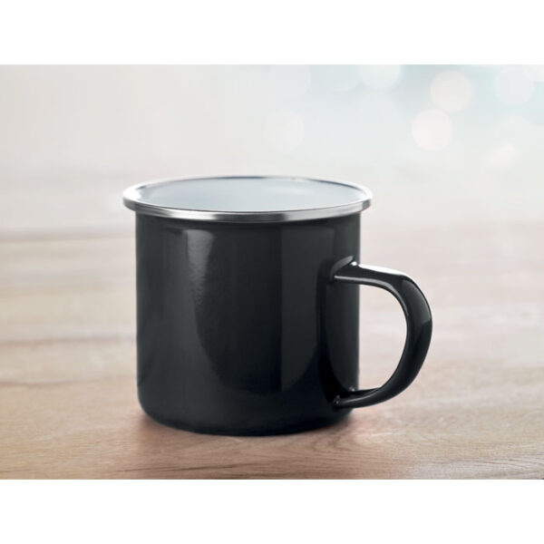 Mug en métal vintage avec couvercle en émail - Noir – Image 2